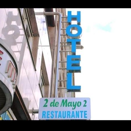 Hotel 2 De Mayo 2 Xinzo de Limia Bagian luar foto